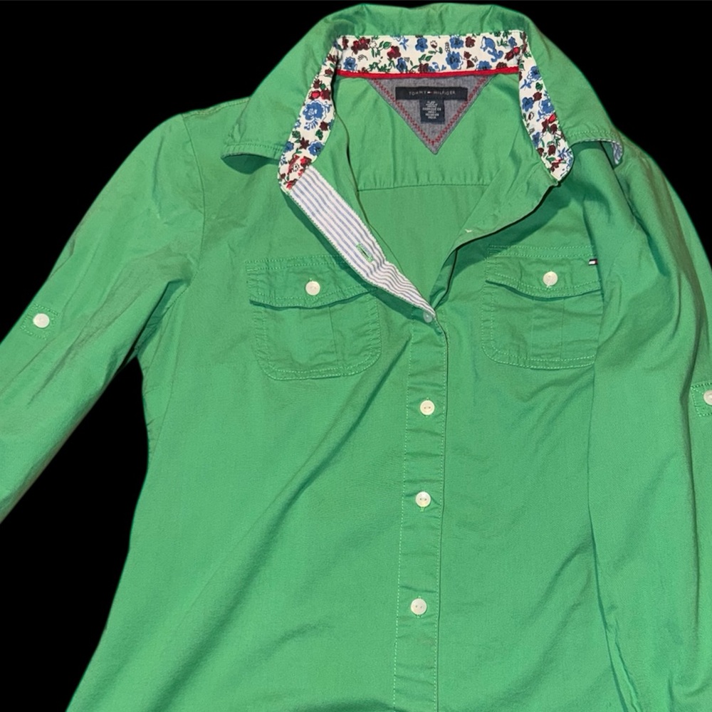 5/$15 - Tommy Hilfiger Green Roll-Tab Button Down - Picture 5 of 5